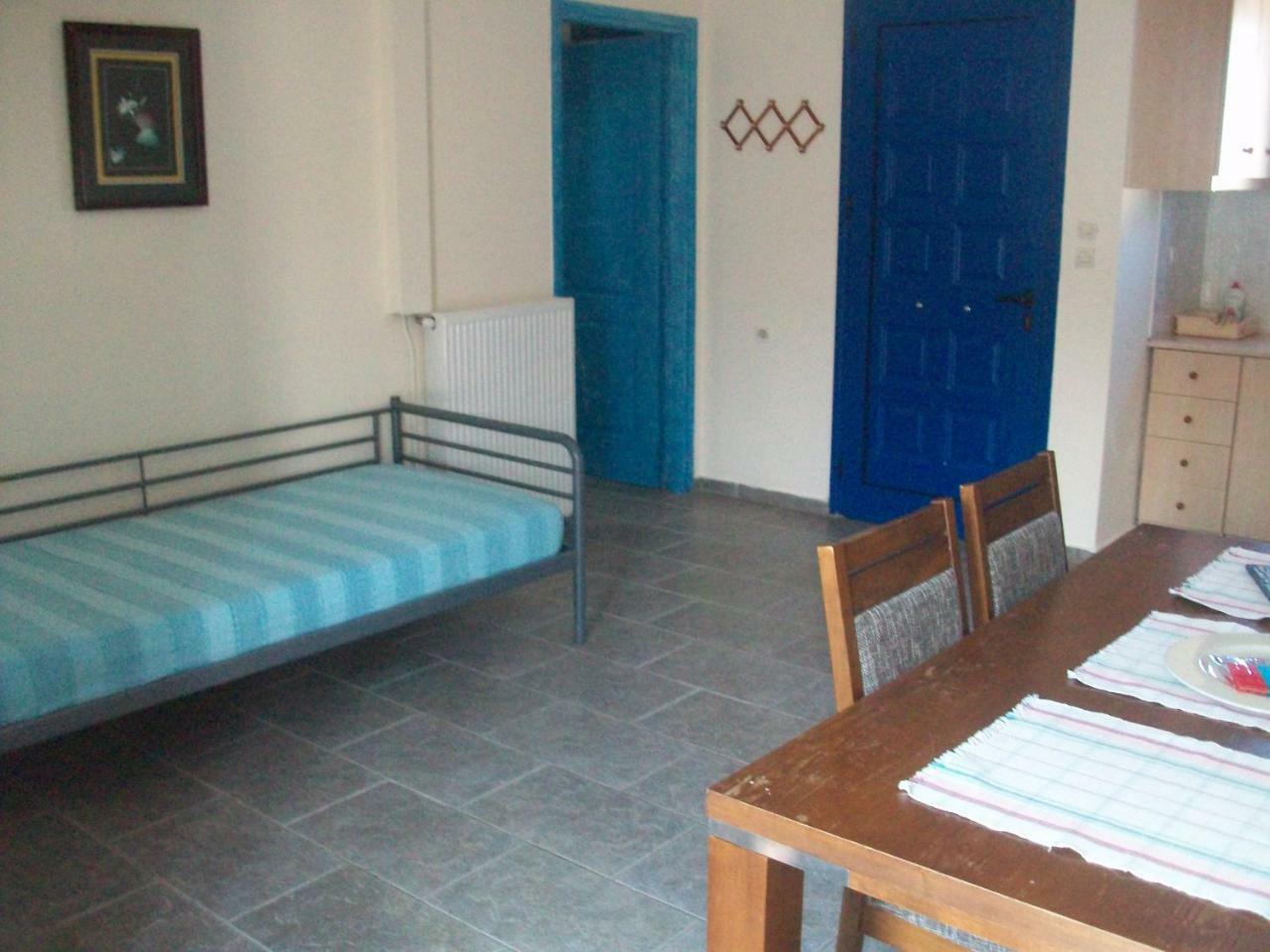 Serifos Palace 3*